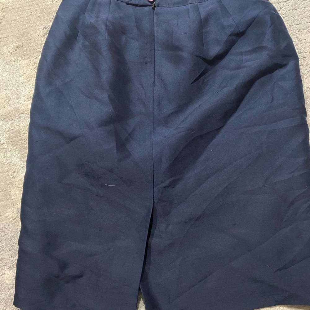 Josephine Chaus Navy Blue Size 10 Skirt With Zipper Pencil Knee Lenght - Picture 3 of 6